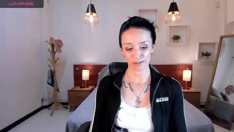 Sophia online show from 12.19.24