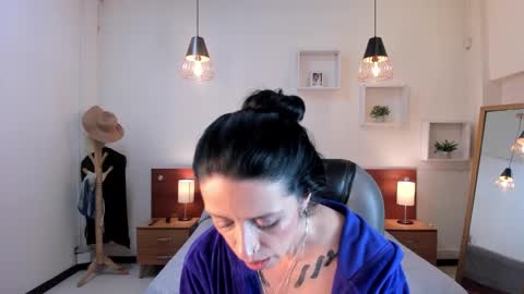 Sophia online show from 12.20.24