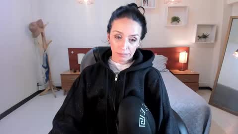 Sophia online show from 01.05.25