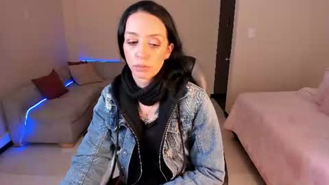 Sophia online show from 06.17.26