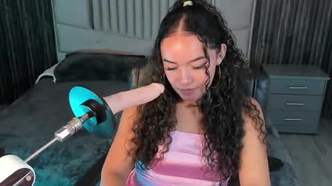 Kristen Bread online show from 10.04.25