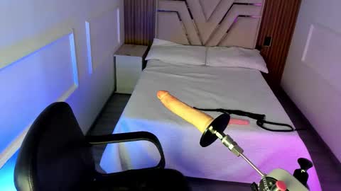 Kristen Bread online show from 10.24.25