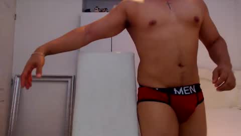 Kristian Mendoza online show from 10.14.25