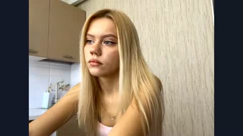 Snapshot of kristifelicien chatting on 06.13.26 Blake online show from 06.13.26