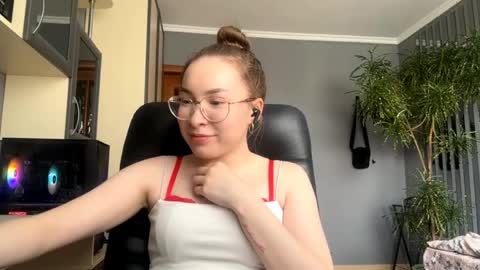 Mila online show from 04.23.26