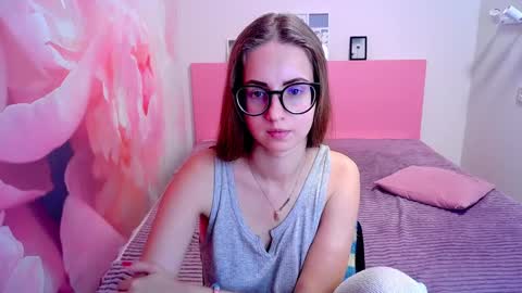 Snapshot of kristina_adel chatting on 12.26.24 Kristina Adel online show from 12.26.24