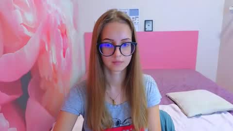 Kristina Adel online show from 11.07.25