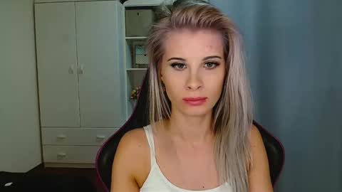 KristineAmore online show from 01.14.26