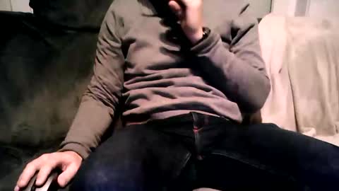 Snapshot of kristoffer220 chatting on 01.01.25 kristoffer220 online show from 01.01.25