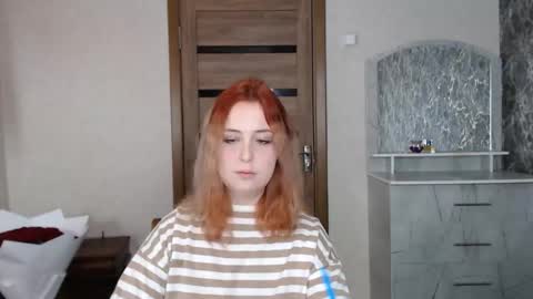 Snapshot of kristy_fran chatting on 09.17.25 Kristy online show from 09.17.25