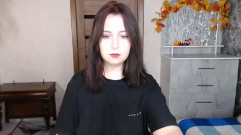 Snapshot of kristy_fran chatting on 10.01.25 Kristy online show from 10.01.25