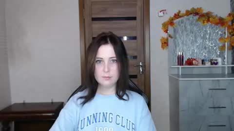 Snapshot of kristy_fran chatting on 10.08.25 Kristy online show from 10.08.25