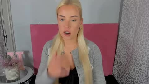 KristyFlowers online show from 04.16.26