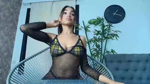 Cristina online show from 02.19.25