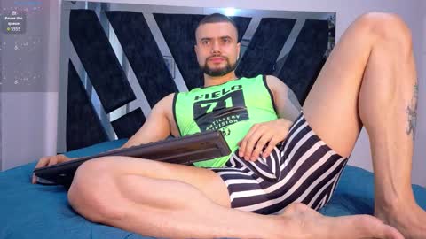 Kroy Wood online show from 10.15.25