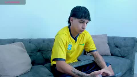 Snapshot of kroywave chatting on 07.05.26 Kroy Wave Muscle Tattoos Latino online show from 07.05.26