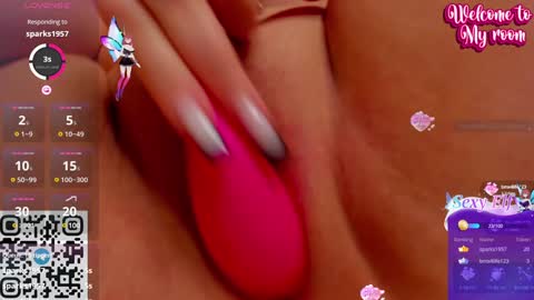 Snapshot of kruela_eva chatting on 01.10.25 Kruela GTM3Tue Wed Thu Fri Sun 0400 am-1030pm online show from 01.10.25