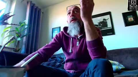 krummersaebel online show from 03.08.25