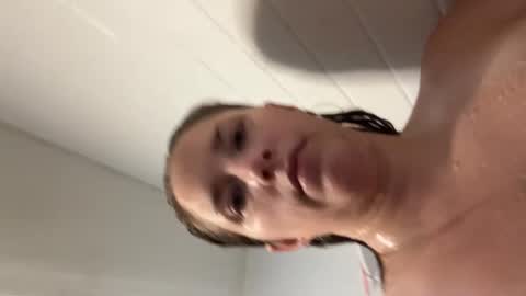 Snapshot of kryptiq0ne chatting on 12.15.24 Kryptiq online show from 12.15.24