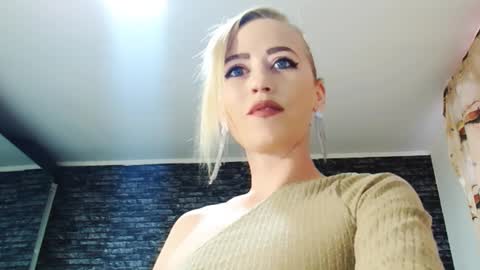 krystal desire online show from 02.02.25