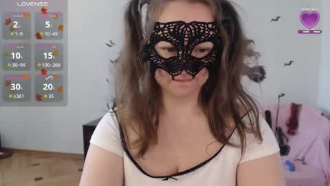 Ksushka22 online show from 11.28.25