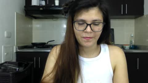 Snapshot of ktiana21 chatting on 12.31.24 kattaleya online show from 12.31.24