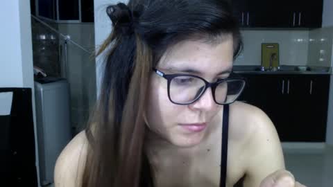 Snapshot of ktiana21 chatting on 02.05.25 kattaleya online show from 02.05.25