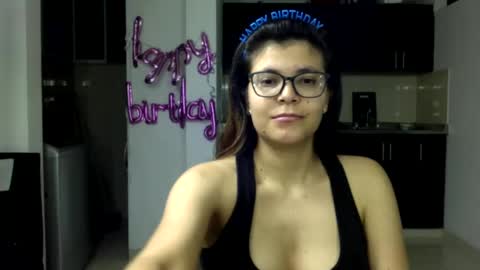Snapshot of ktiana21 chatting on 02.23.25 kattaleya online show from 02.23.25