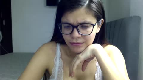 Snapshot of ktiana21 chatting on 03.01.25 kattaleya online show from 03.01.25