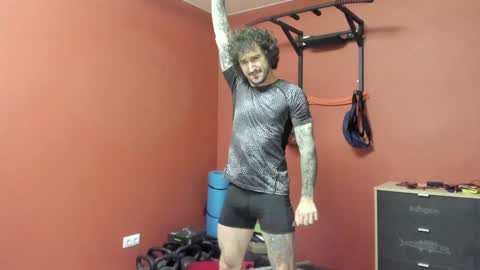 Robert online show from 02.04.25