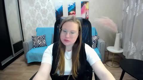 Snapshot of kuri_u chatting on 01.07.26 kuri_u online show from 01.07.26