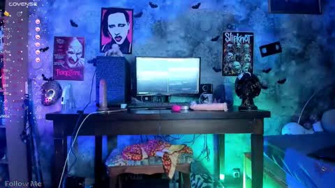 Erika online show from 12.19.24