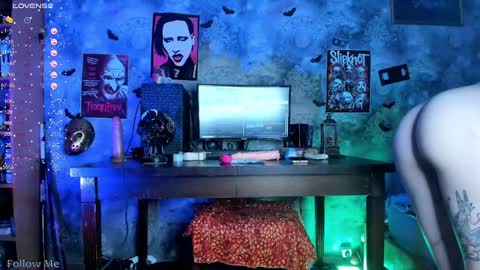 Erika online show from 01.23.25