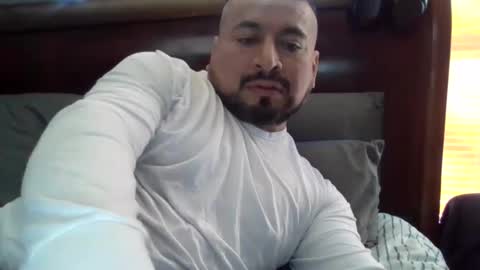 Snapshot of kush40 chatting on 12.01.24 kush40 online show from 12.01.24