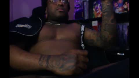 Snapshot of kushgoth chatting on 10.21.25 Kushgoth online show from 10.21.25