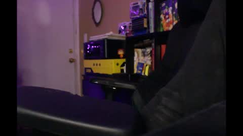 Snapshot of kushgoth chatting on 04.28.26 Kushgoth online show from 04.28.26