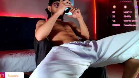 kuzzcoo online show from 10.22.25