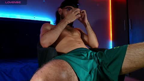 kuzzcoo online show from 04.07.26