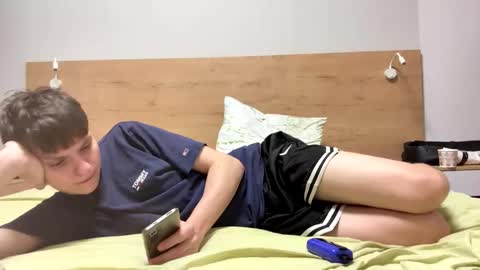 Snapshot of kvara328832 chatting on 11.29.25 kvara328832 online show from 11.29.25