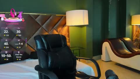 Snapshot of kya_wild chatting on 09.19.25 kya_wild online show from 09.19.25