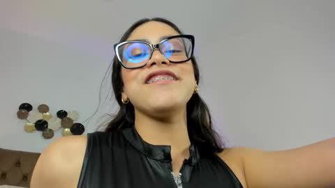 kyany  online show from 09.15.25