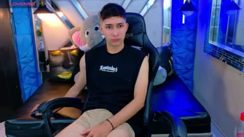 Snapshot of kygo_williams chatting on 10.12.25 Kygo online show from 10.12.25