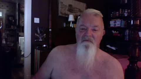 Snapshot of kyhgihntight chatting on 12.21.25 Nick Nude Celt KYHighNTight online show from 12.21.25