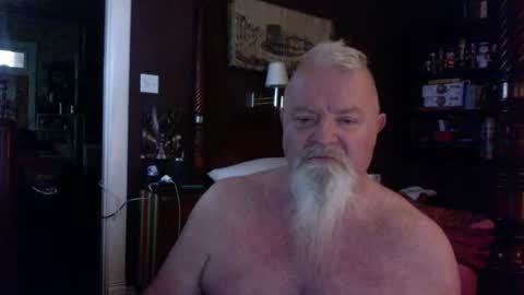 Snapshot of kyhgihntight chatting on 03.18.26 Nick Nude Celt KYHighNTight online show from 03.18.26