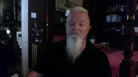 Snapshot of kyhgihntight chatting on 04.14.26 Nick Nude Celt KYHighNTight online show from 04.14.26