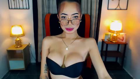 Snapshot of kylagoddess chatting on 01.08.25 YoungMisstressKyla not into cheap online show from 01.08.25