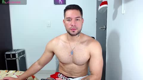 Snapshot of kyle_wilson_ chatting on 03.01.25 Kyle Wilson Follow me online show from 03.01.25