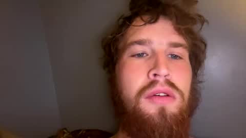 Snapshot of kylelovepussy69 chatting on 10.20.25 kylelovepussy69 online show from 10.20.25