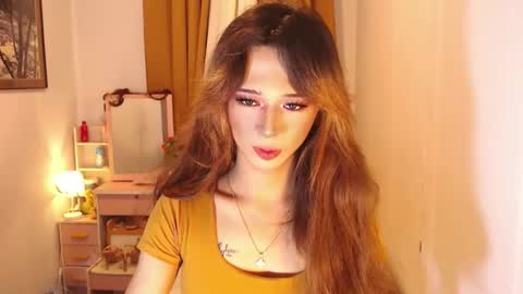 Snapshot of kylene17 chatting on 10.31.25 babyKylene online show from 10.31.25