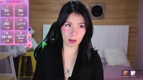 Snapshot of kylia_a chatting on 04.30.26 Kilya online show from 04.30.26
